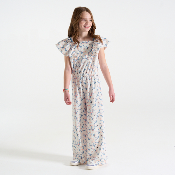 بدلة جمبسوت طويلة، بللون الأزرق السماوي وبرسوم مطبوعة، للفتيات